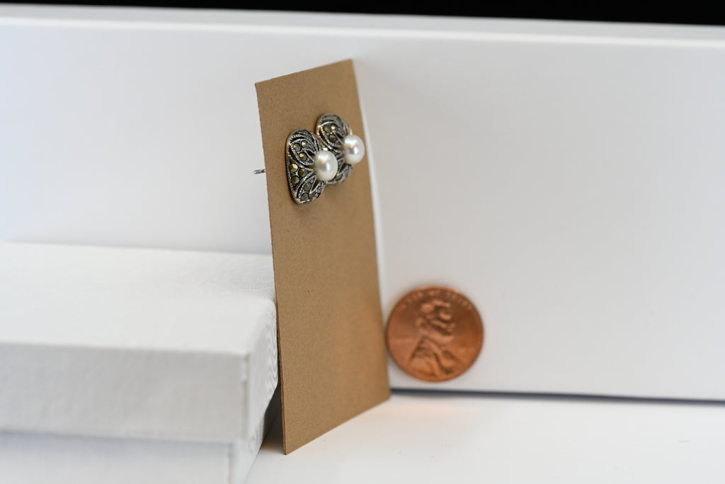 Sterling Silver Peral Center Stud Earrings