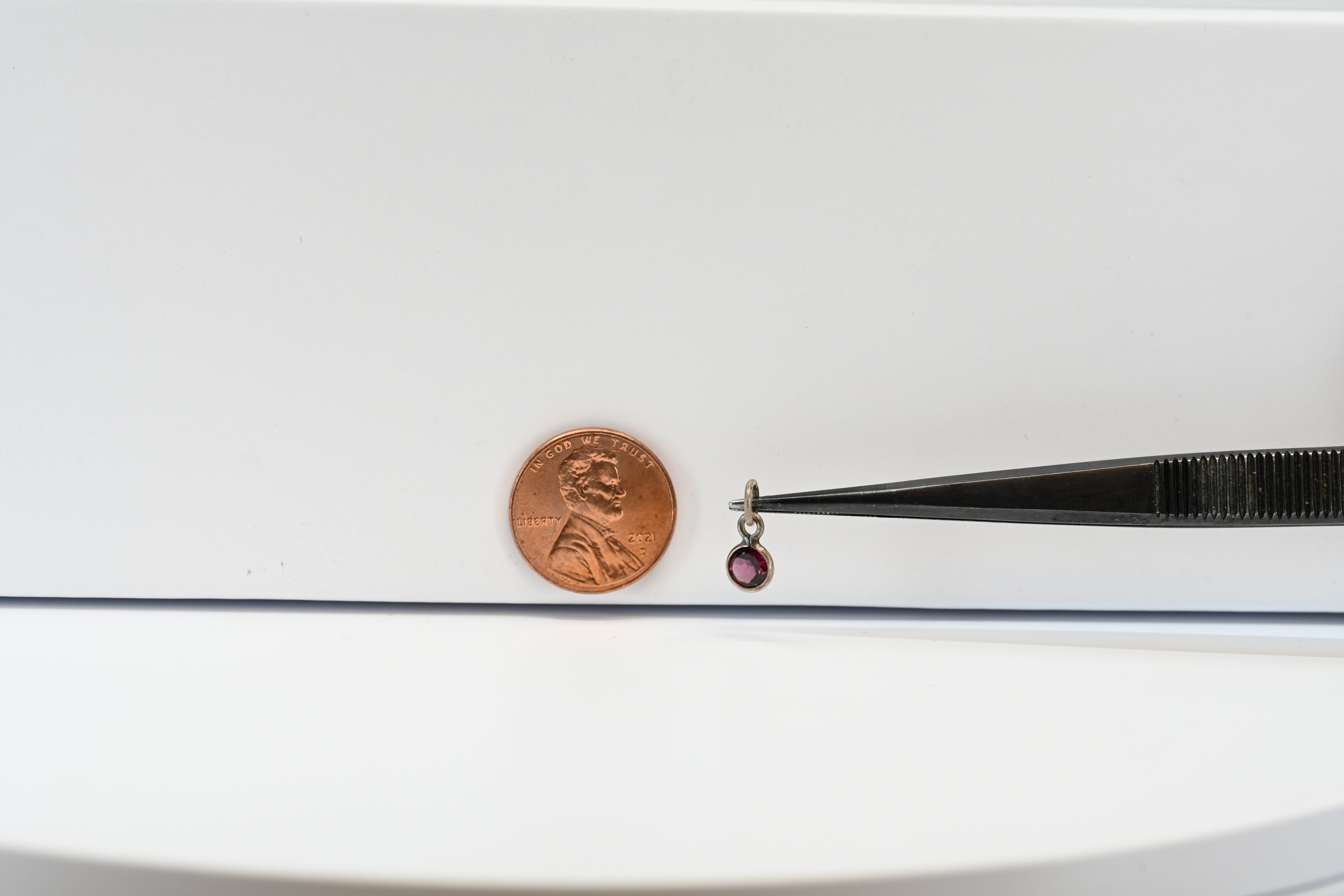 Sterling Silver Round Garnet Charm