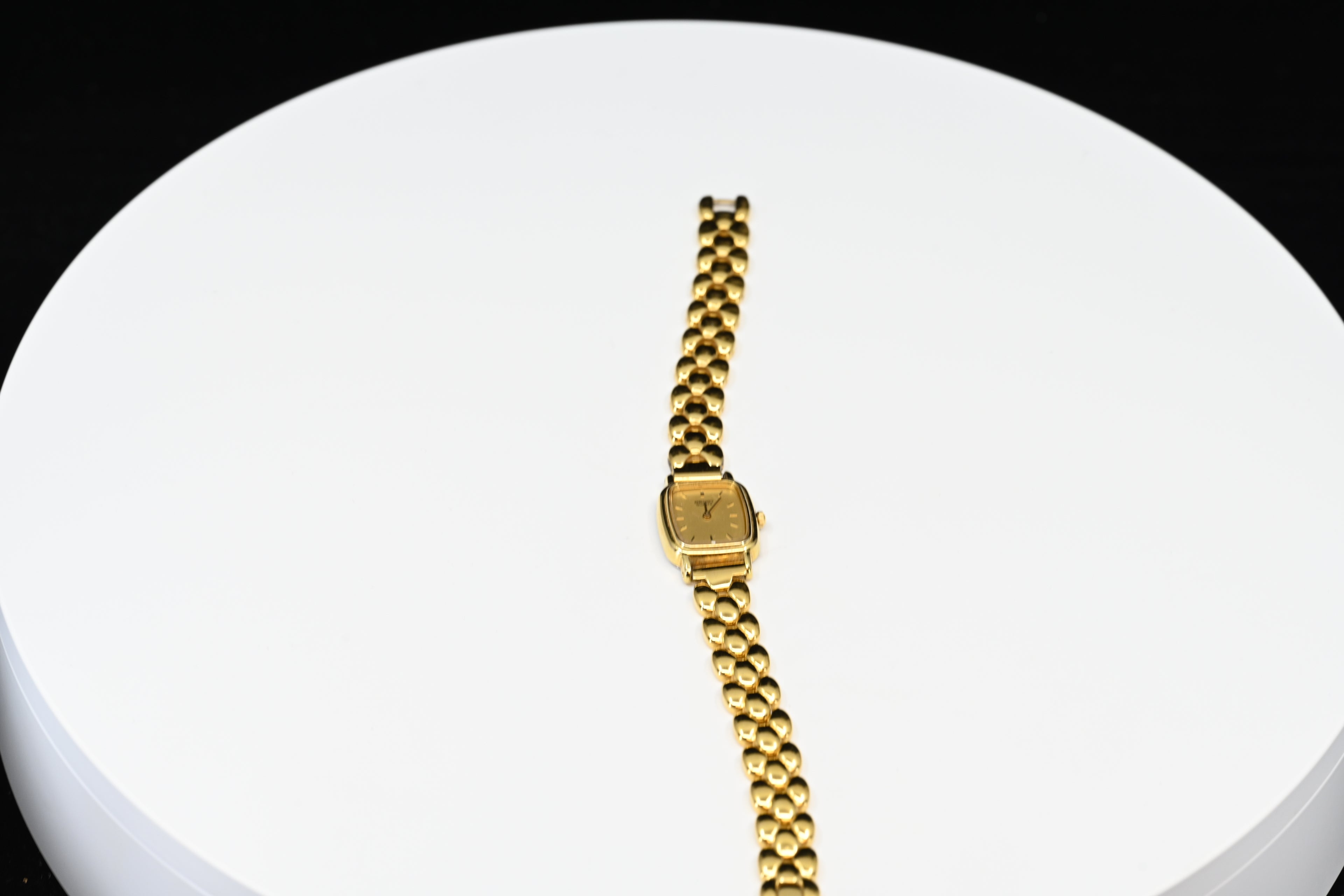 Gold-Tone Seiko Small Watch Cushion Shaped Face Gold-Tone Dial