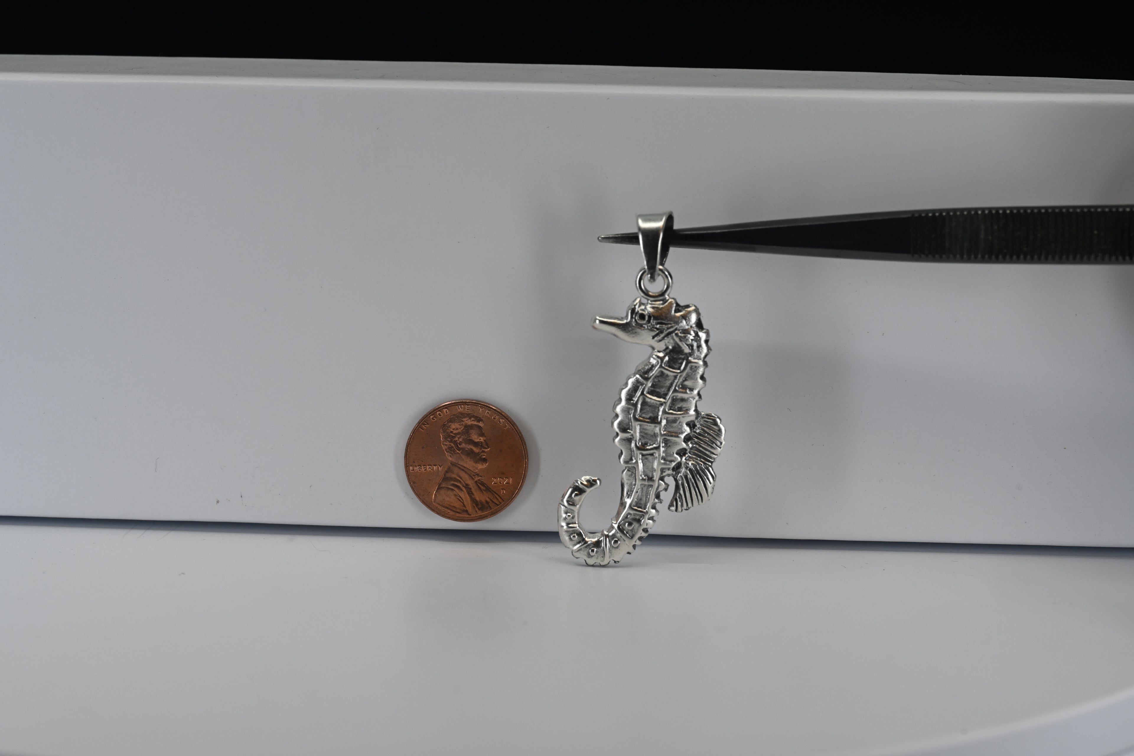 Sterling Silver Seahorse Pendant