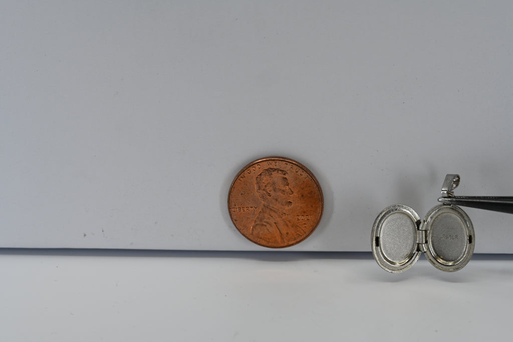 Sterling Silver Oval Locket Pendant