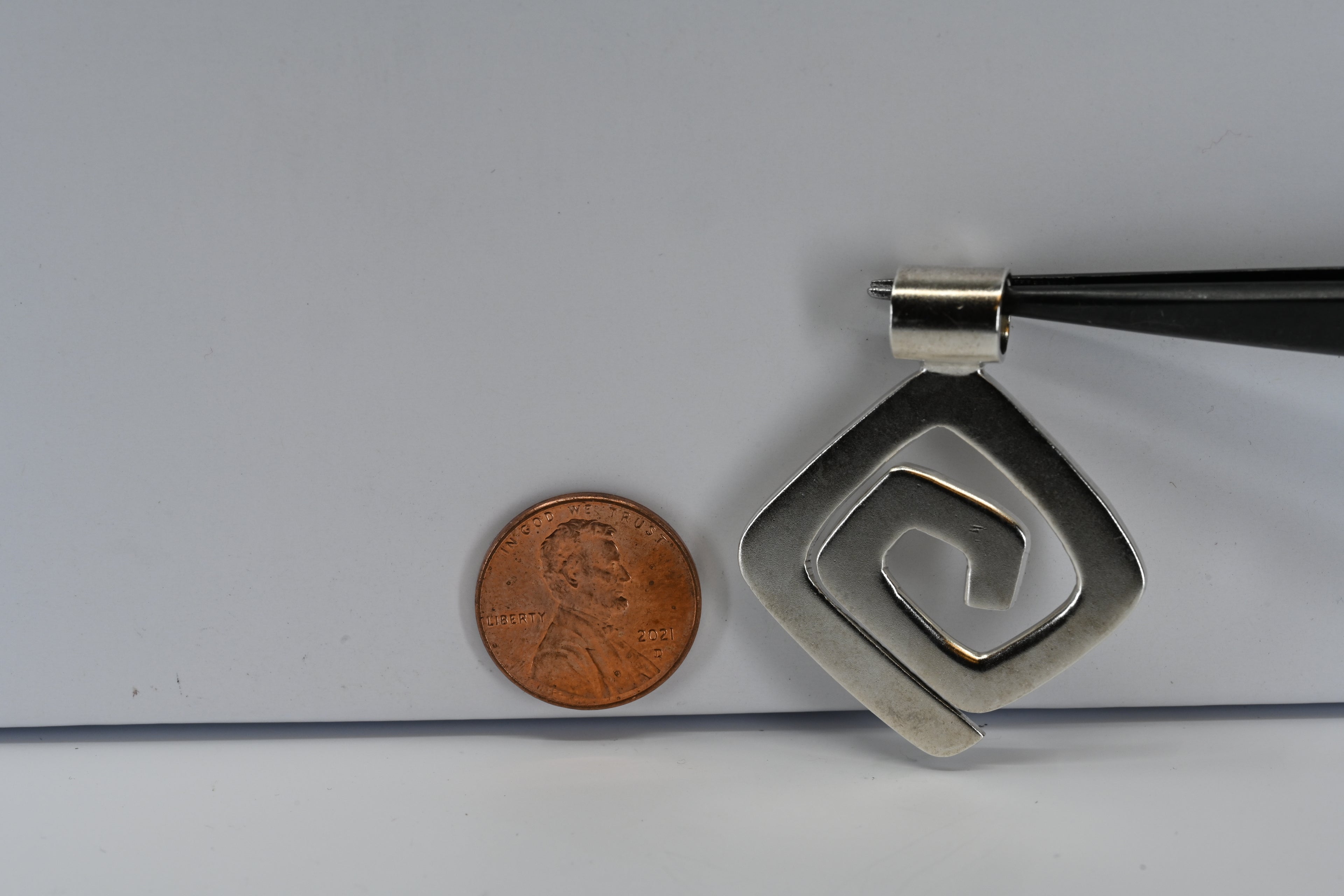 Sterling Silver Geometric Swirl Pendant