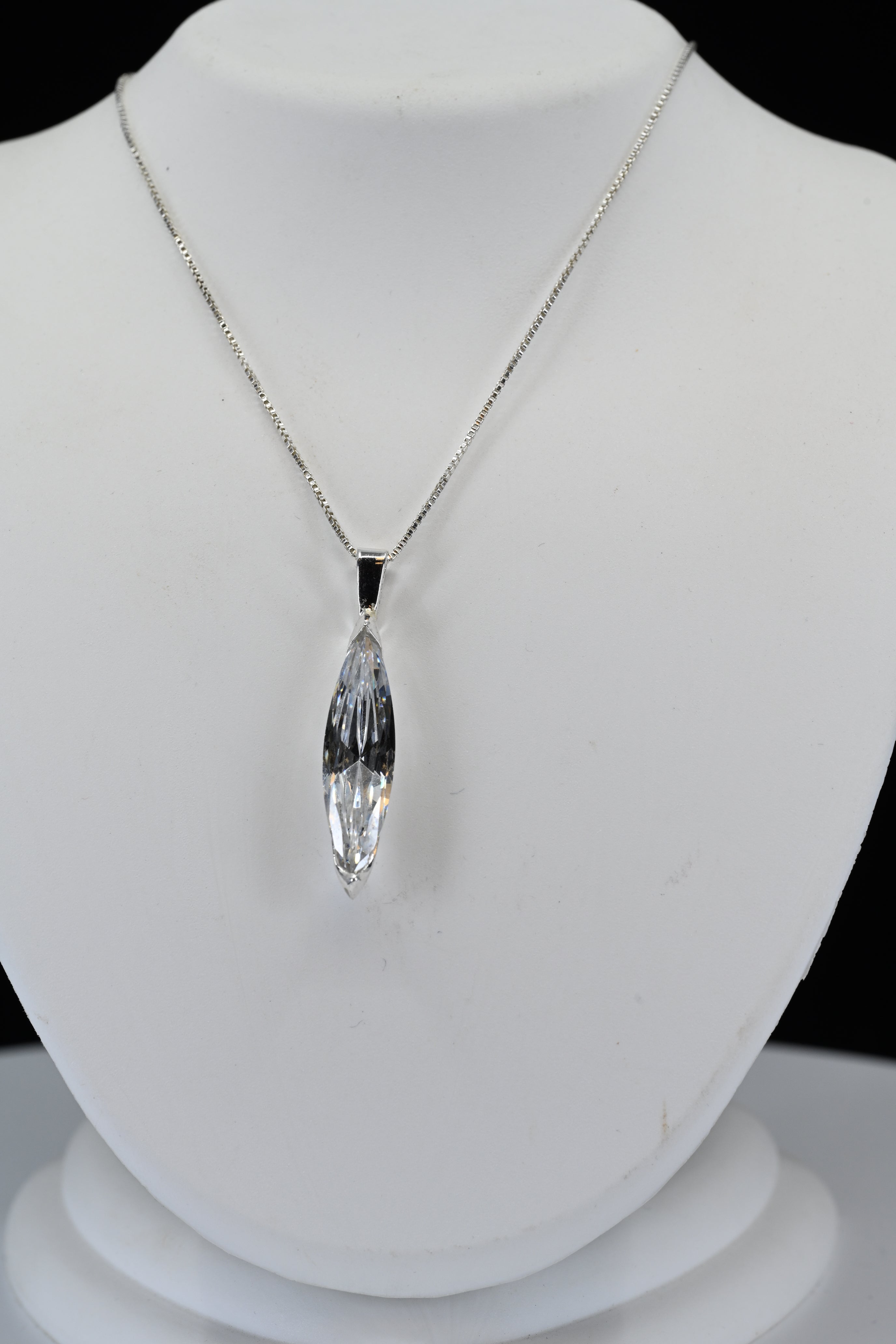 Sterling Silver Marquise Cut Colorless  Stone Necklace
