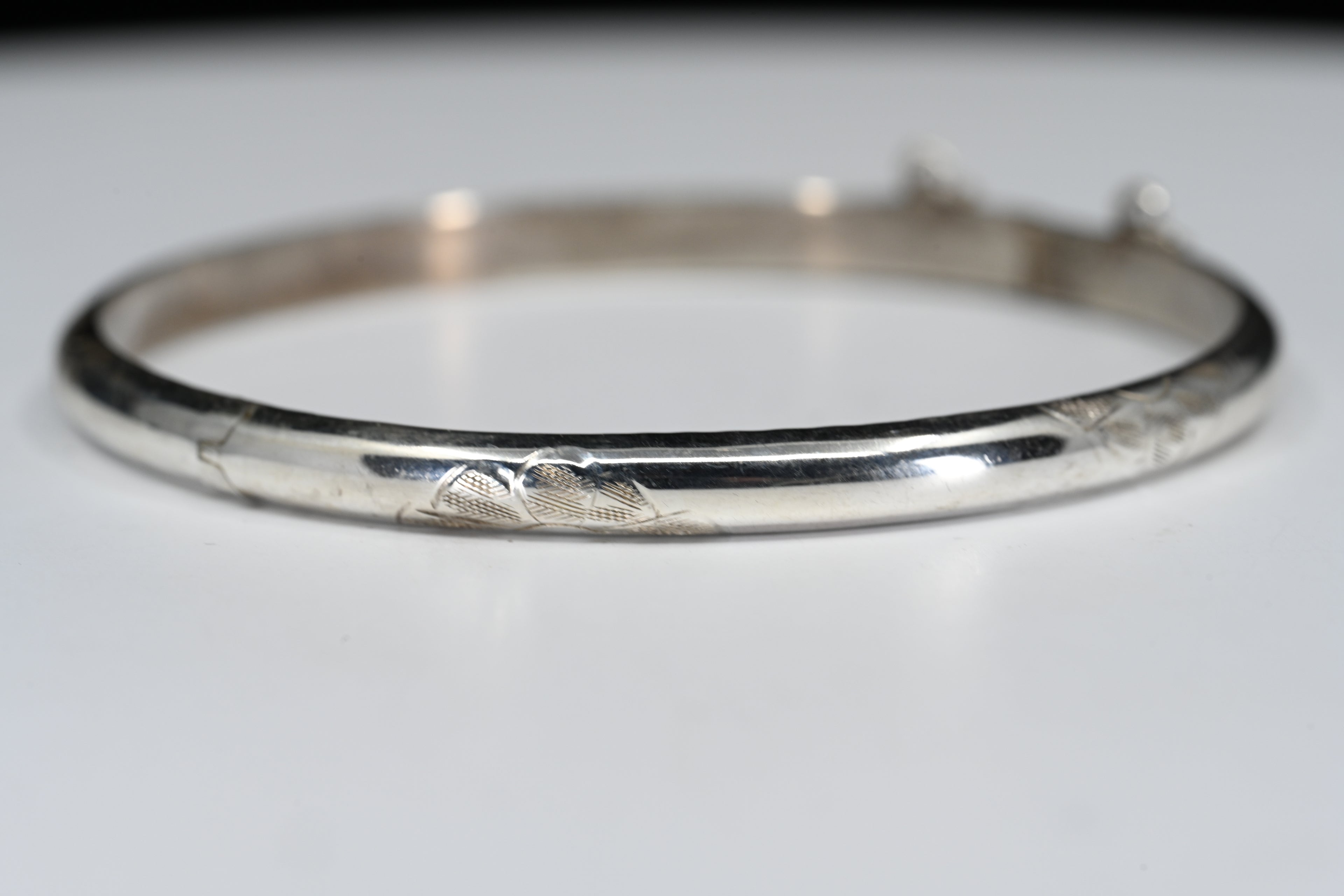 Sterling Silver Floral Hinged Bangle Bracelet