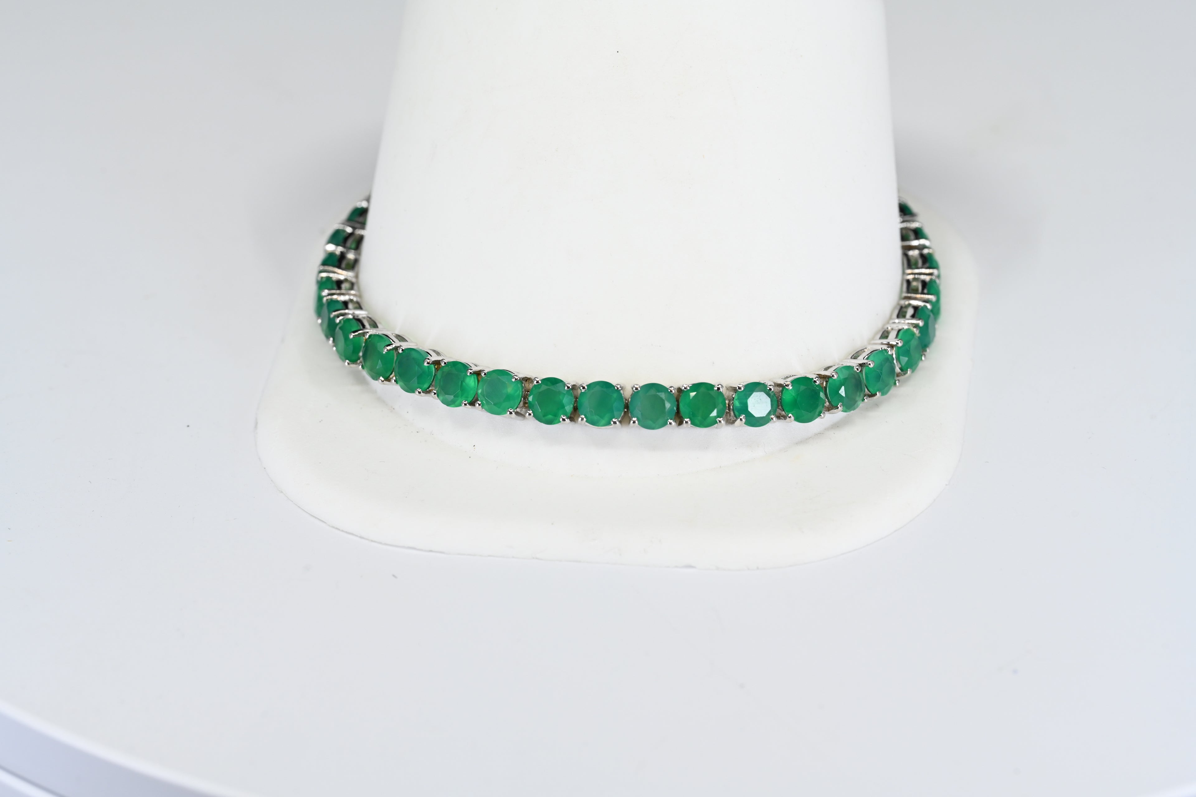 Sterling Silver Round Green Stone Tennis Bracelet