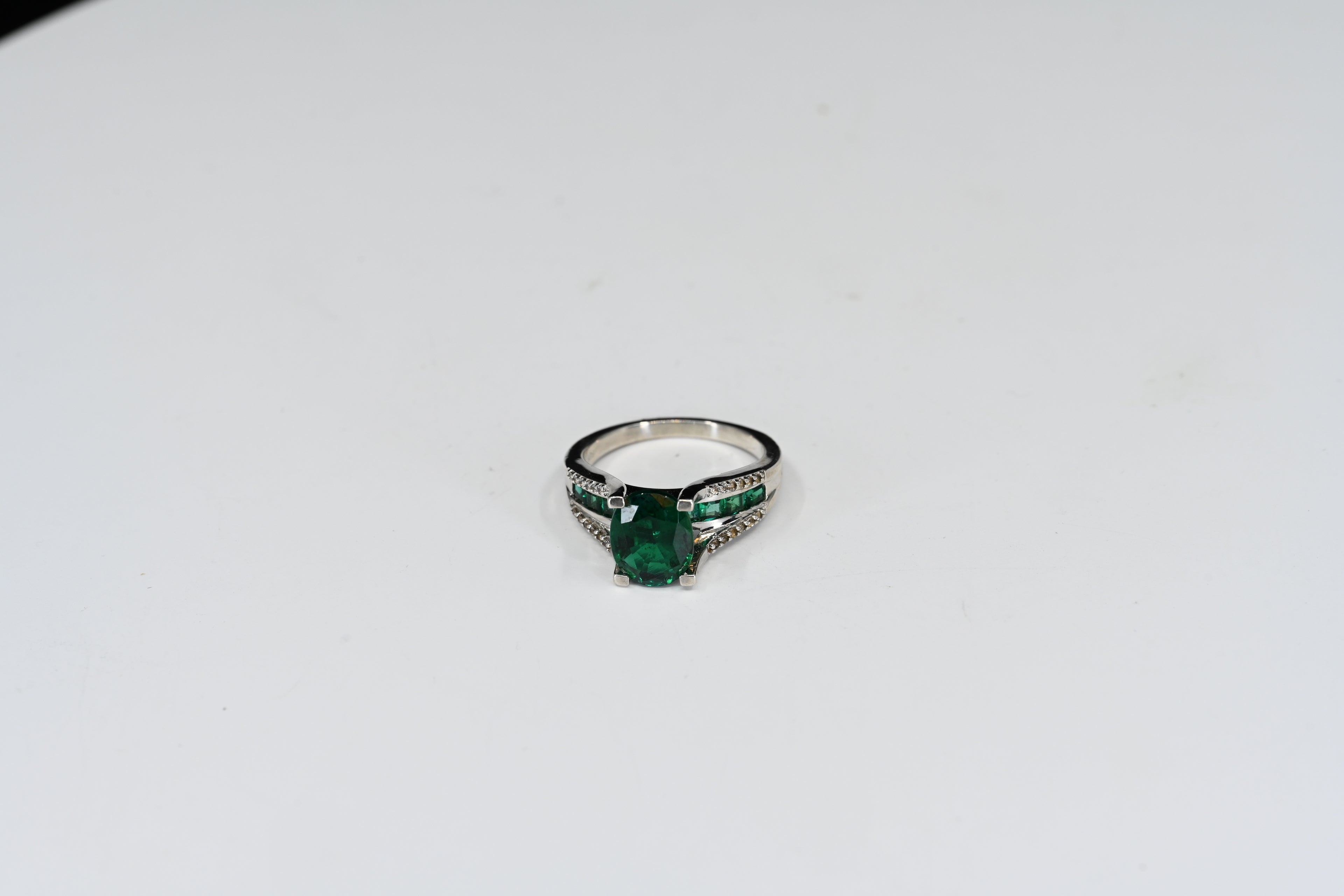 Sterling Silver Green Oval Stone With Square Stones Ring
