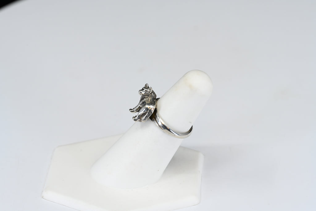 Sterling Silver Wolf Ring