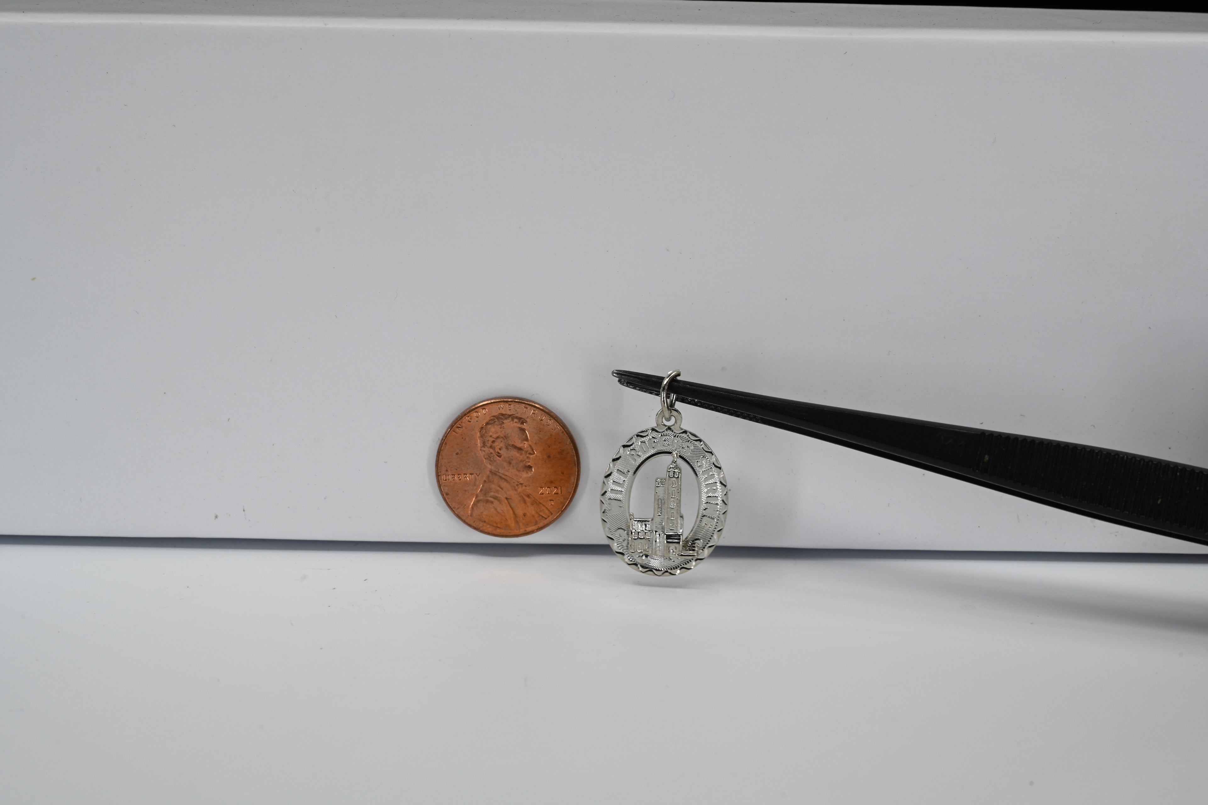 Sterling Silver Round Will Rogers Shrine Charm