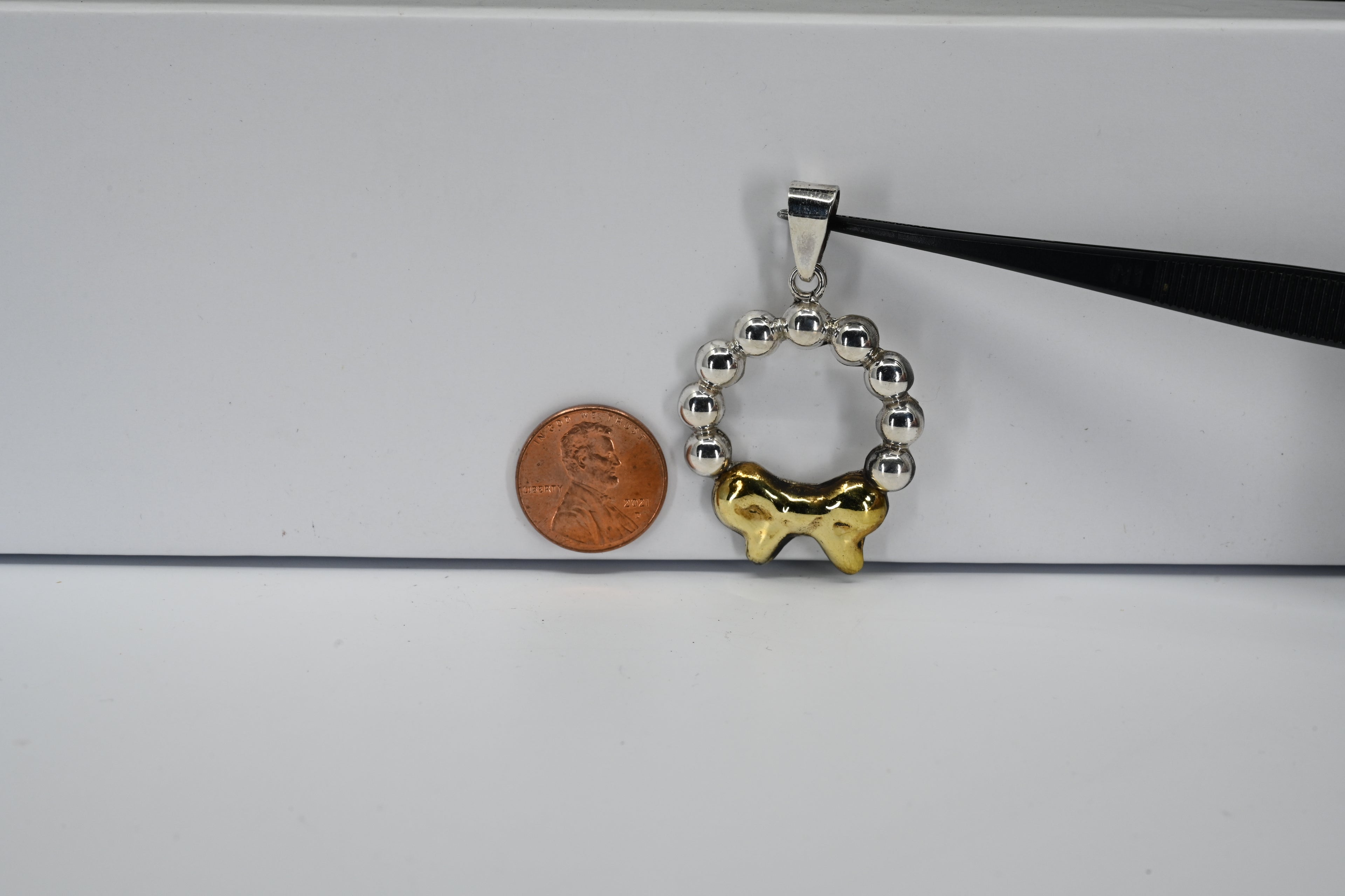 Sterling Silver Reef With Yellow Bow Pendant