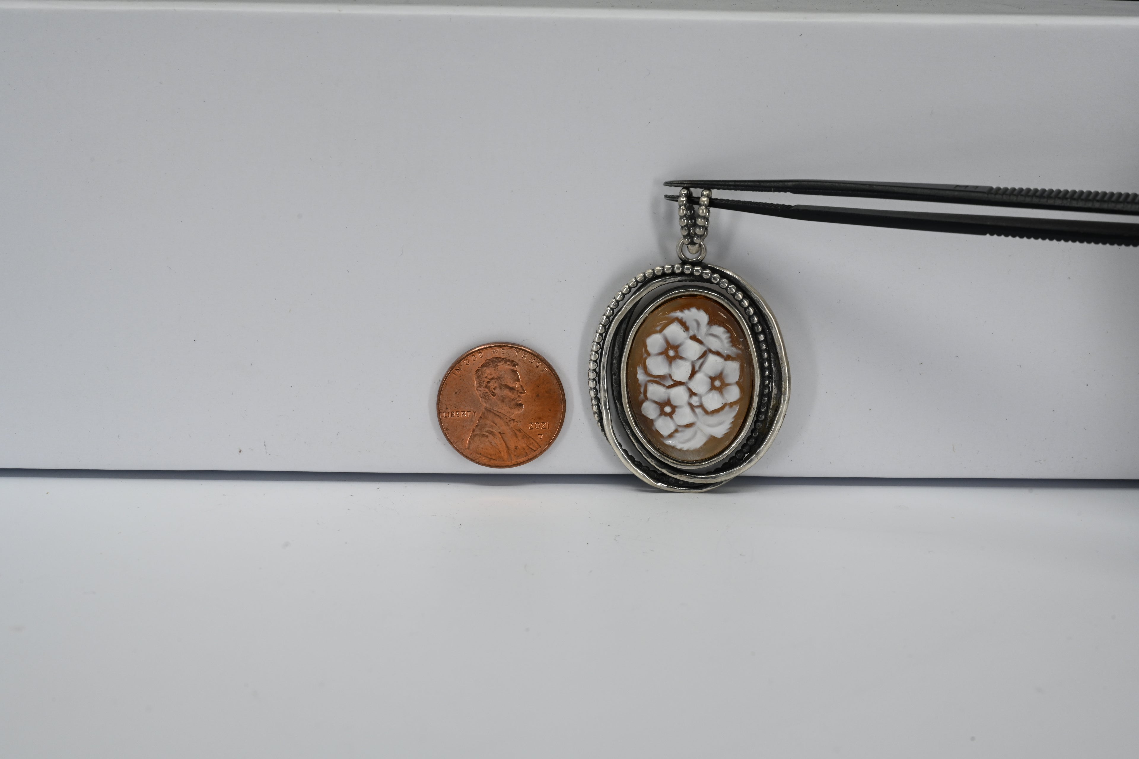 Sterling Silver Oval Floral Cameo Pendant