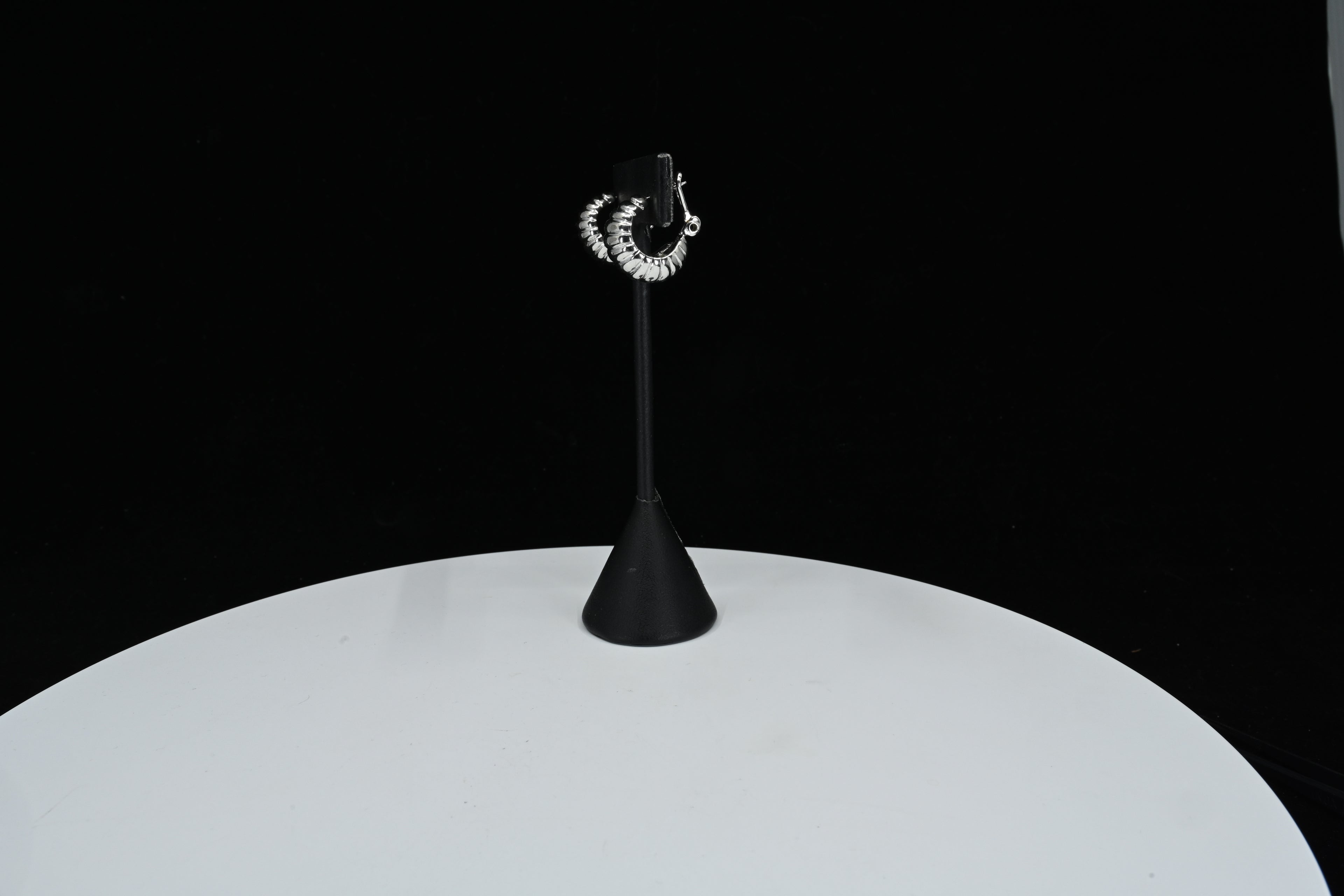 Sterling Silver Ribbed Shrimp Hoop Earrings